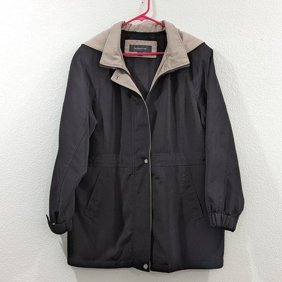 Liz Claiborne Black & Beige Lined Raincoat w/Removable Hood (LP) - Picture 11 of 11